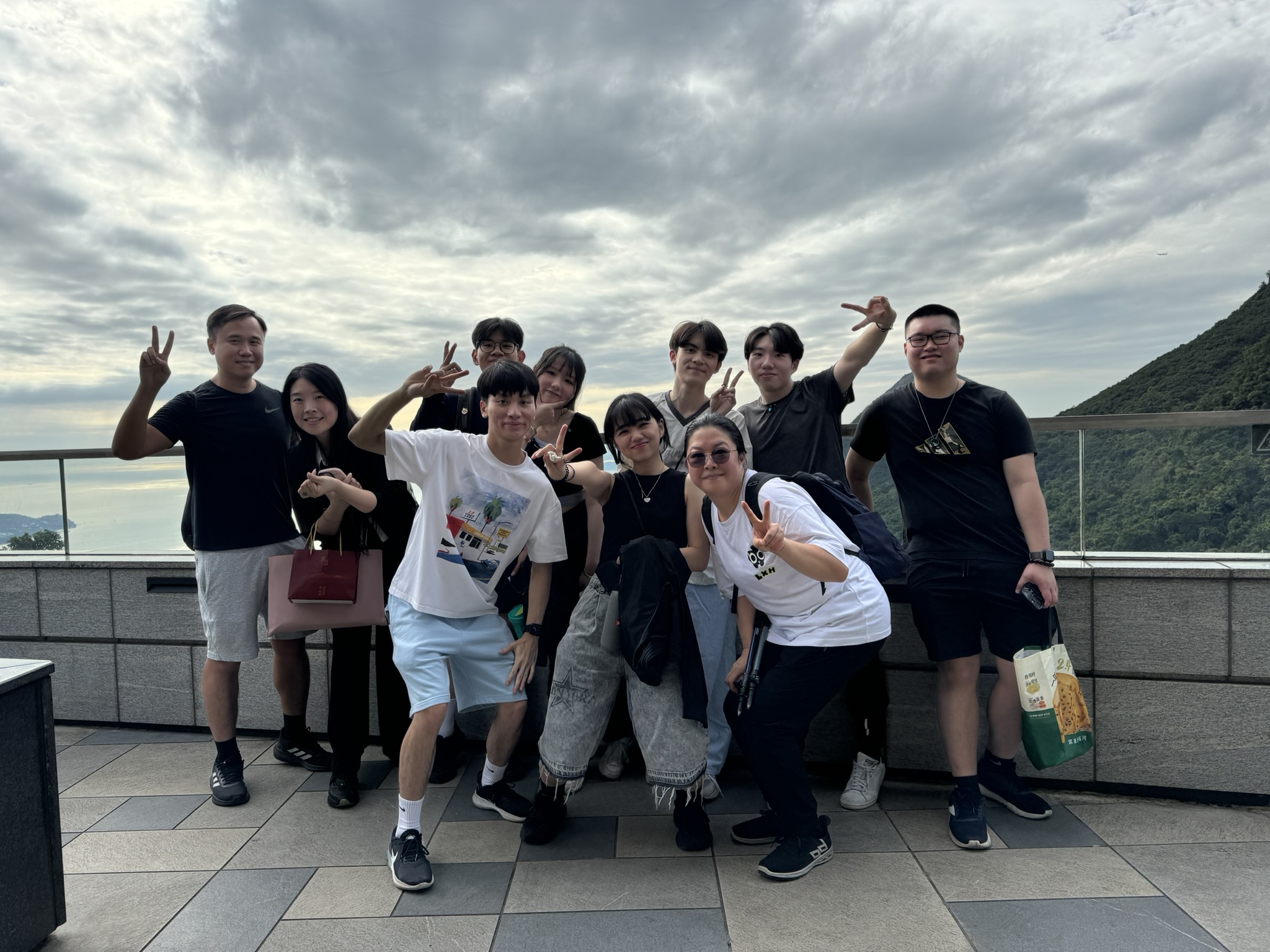 https://d26ql2nsjs5ylm.cloudfront.net/files/684c8277a6a8fb0002a99f7d/8m4ceysd0-AutumnOutingFun3.JPEG
